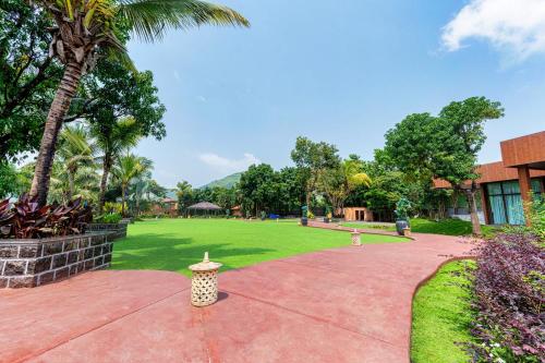 Zahrada ubytování Nishigandha Jal Mahal Resort