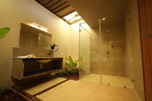 Koupelna v ubytování Ayati Resort & Spa