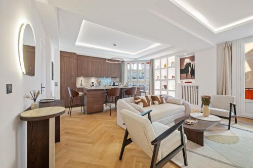 luxueux, spacieux dans le quartier du port