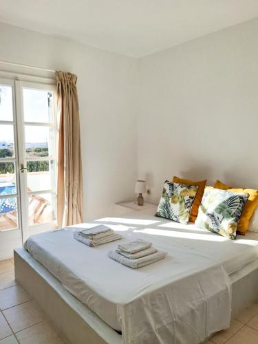 My Plaka Beach Vacation Home photo 3