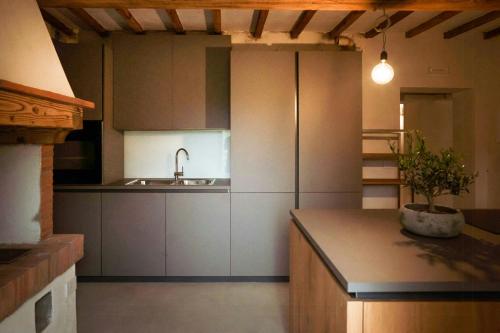 Imagen de la galería de Stone Villa With Panoramic Pool, en Bibbiena