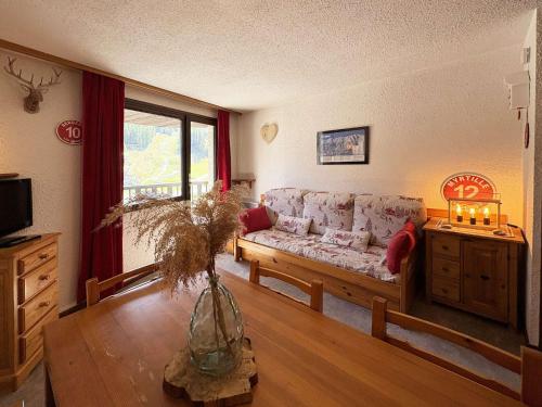 Appartement au cœur des Orres 1650, 6 pers, départ skis, balcon, animaux admis - FR-1-322-305