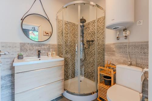O baie la Westwand Villas