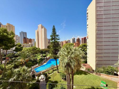 Loix Playmon Park Apartment