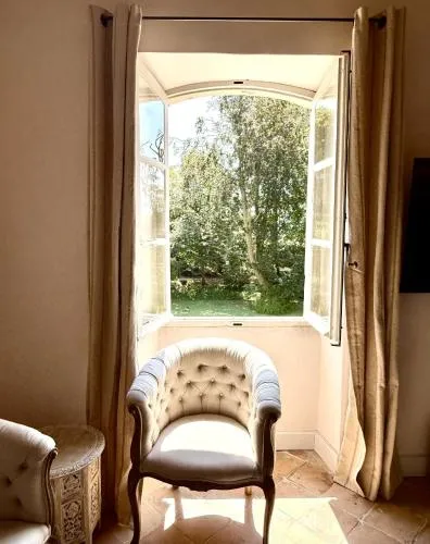 Château Saint Perret photo 7