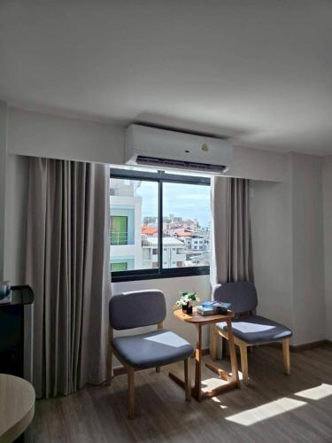 Ruang duduk di House Hotel Pattaya Sai 3