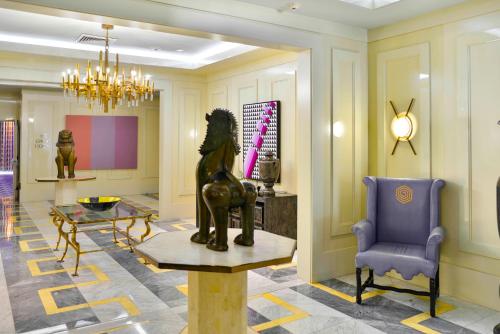 Luxury Living in Brickell - Stunning City Views photo 15