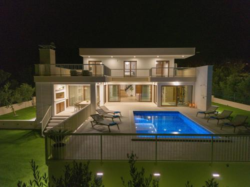 Villa Mood Private Pool Sauna Playground near Split Trogir