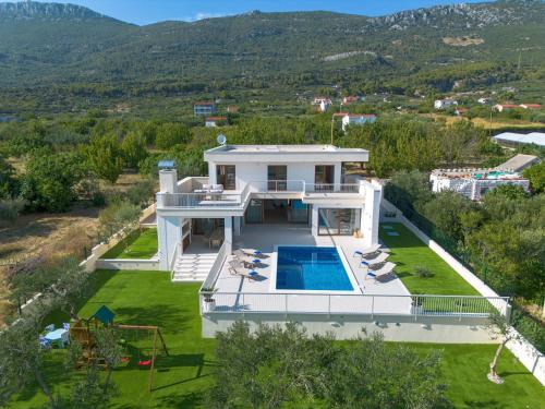 Villa Mood Private Pool Sauna Playground near Split Trogir