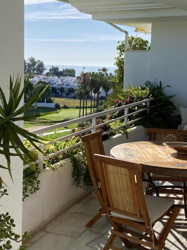 Duplex vistas al golf Guadalmina Marbella