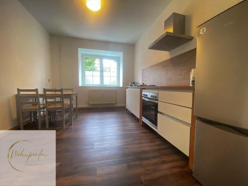 Η κουζίνα ή μικρή κουζίνα στο MonteurWohnung Fischbach App2