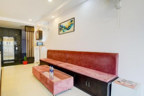 Ruang duduk di Hotel O Madhav Residency