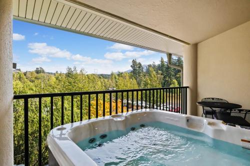 Balkón nebo terasa v ubytování Bonneville Hot Springs Resort & Spa
