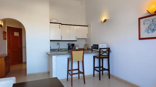 Apartment Malibu Park with Ocean view