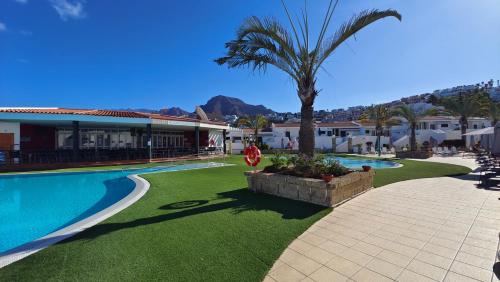Apartment Malibu Park with Ocean view