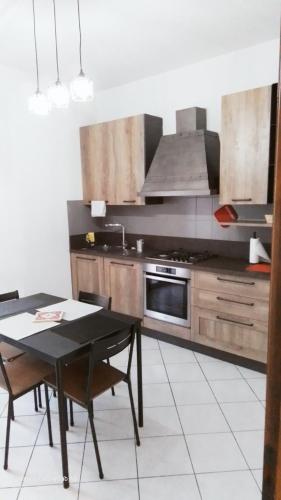 Dapur atau dapur kecil di Casa L'aurina