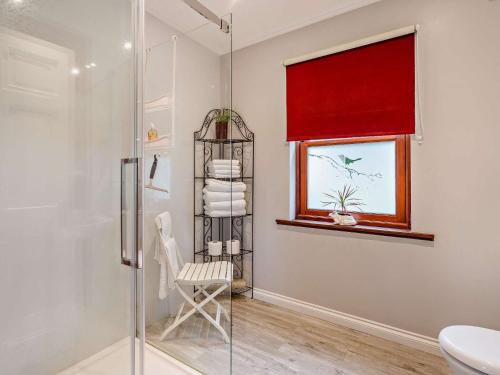 Ένα μπάνιο στο 2 Bed in St Boswells 78774