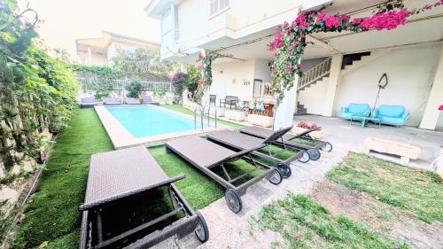 Gallery image of Vivienda con piscina a 300 metros de la playa in Muro