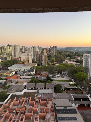 Vista general de Foz do Iguaçu o vistes de la ciutat des de l'apartament