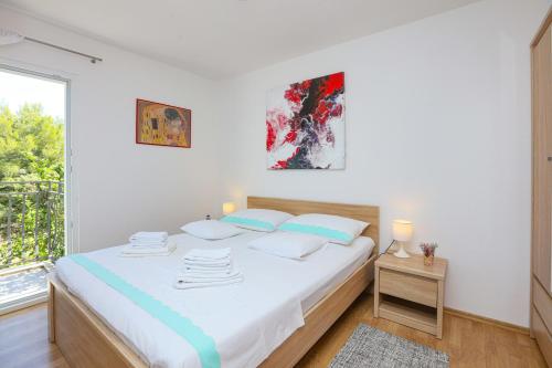 Apartments with parking space Razanj, Rogoznica - 17328