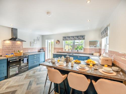 Dapur atau dapur kecil di Boothby House