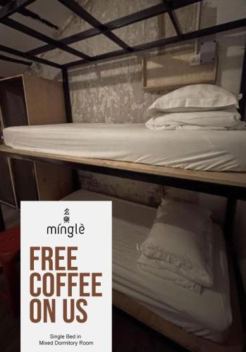 Postel nebo postele na pokoji v ubytování Mingle Highstreet - CoWorking Hub