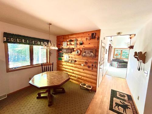 Fotografie z fotogalerie ubytování Private Cabin Getaway v destinaci Crandon