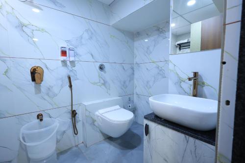 Un baño de Hotel Heaven Blue