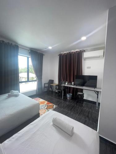 Postel nebo postele na pokoji v ubytování Lakeview Resort
