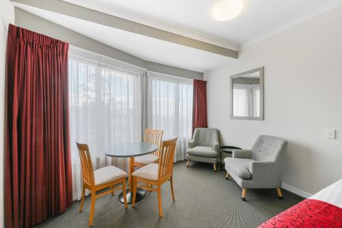 Un lugar para sentarse en Eastgate on the Range Motel