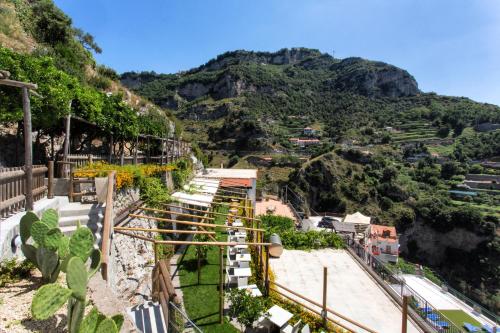 a view of a hill with a mountain at Fico D'India Relais in Furore