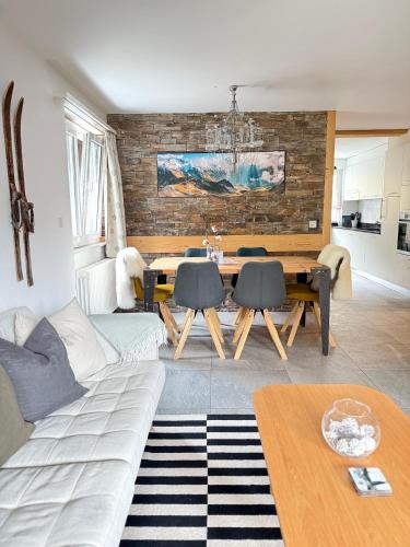 Apartment Snowball, Modern, cosy, Matterhorn views