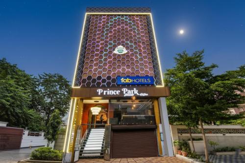 a store front of a pizza hut restaurant at FabHotel Prince Park - Nr Sajra Fort in Vellore