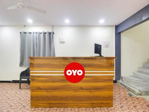 Μια τηλεόραση ή/και κέντρο ψυχαγωγίας στο Hotel O Happy Homes