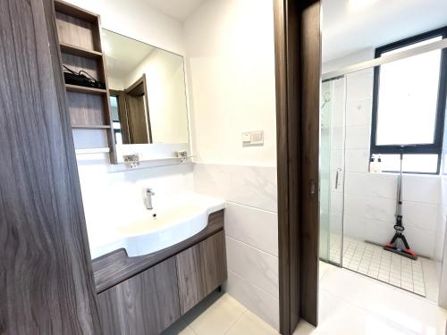 Ένα μπάνιο στο 精装修 2 房公寓