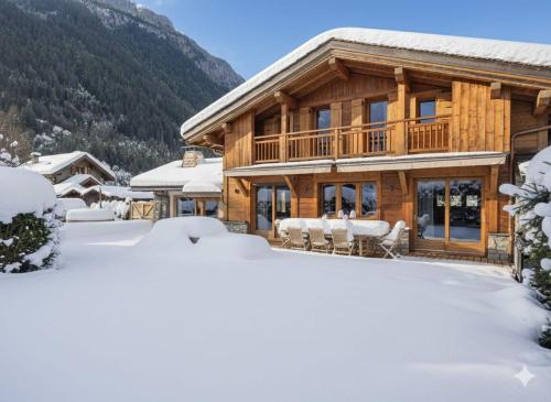 Premium 200sqm Chalet in Chamonix Valley !
