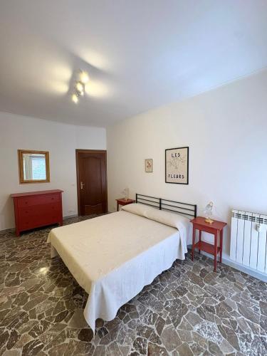 House of Tribuni - Near metro A