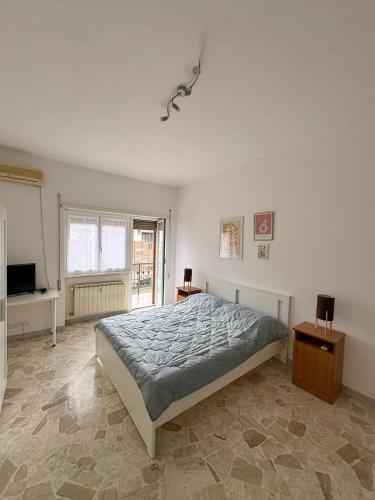 House of Tribuni - Near metro A