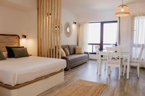 Postel nebo postele na pokoji v ubytování Precioso apartamento con vistas al mar