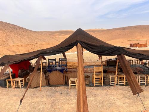 Un paisaje natural cerca del camping de lujo