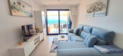 Sea view cozy apartment La Tanita