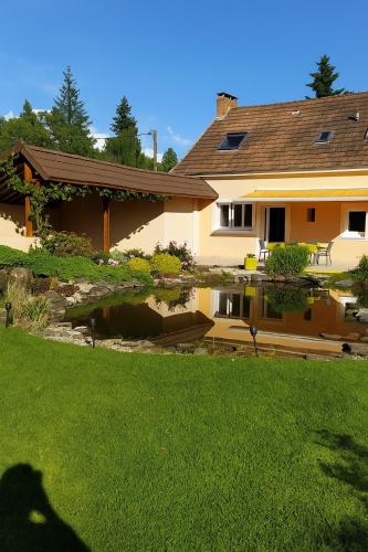 Villa Isaac - Piscine naturelle - Proche Boulerie Jump - 8p