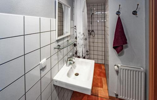 Ferienwohnung Mirowにあるバスルーム