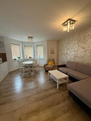 Posezení v ubytování Golden Sunset Apartments