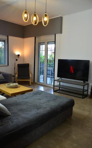 "KREON" Riviera House - Spacious house by the sea