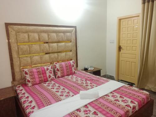 Imagem da galeria de Hilton Family Guest House em Lahore