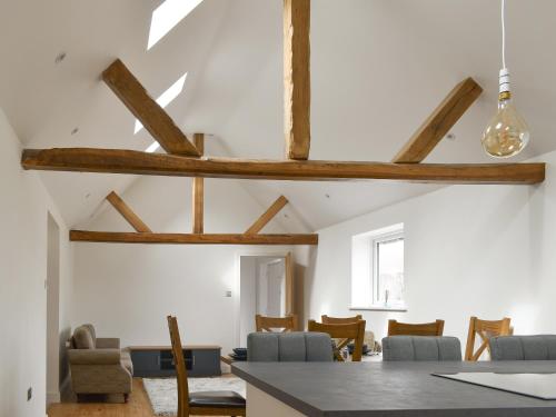 Ruang duduk di Chapel Farm Barn
