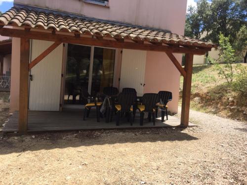maison 49 m2 dans village de vacance