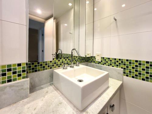 Koupelna v ubytování Edifício Dez de Março