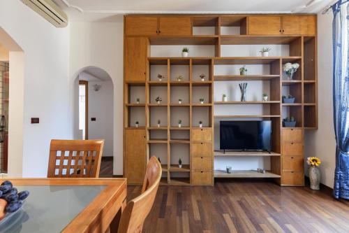 Hostly-Roma Clelia Suite-Few Steps from S Giovanni